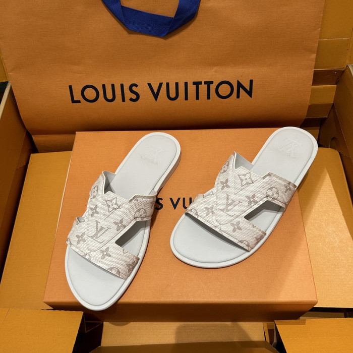 L0VT SANDAL