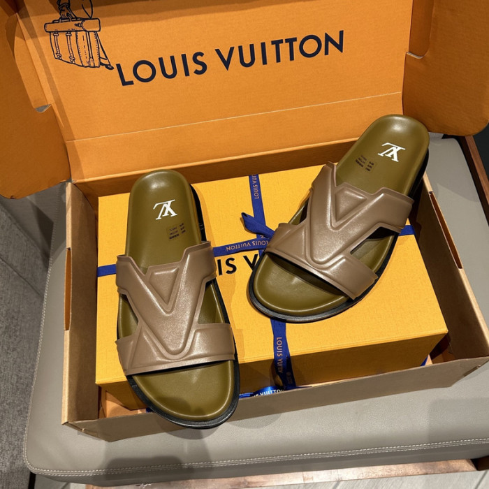 L0VT SANDAL