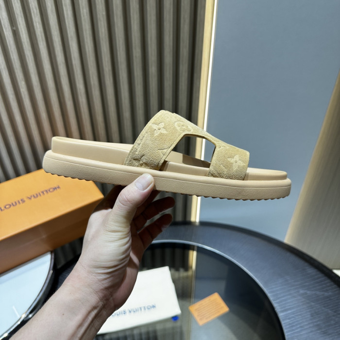 L0VT SANDAL