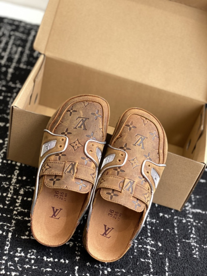 L0VT SANDAL