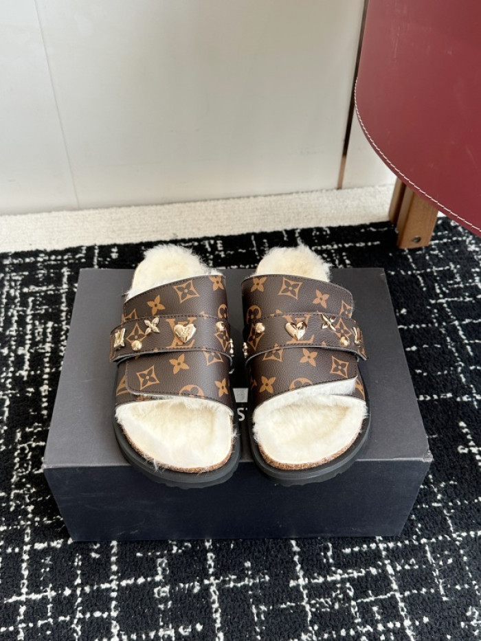 L0VT SANDAL