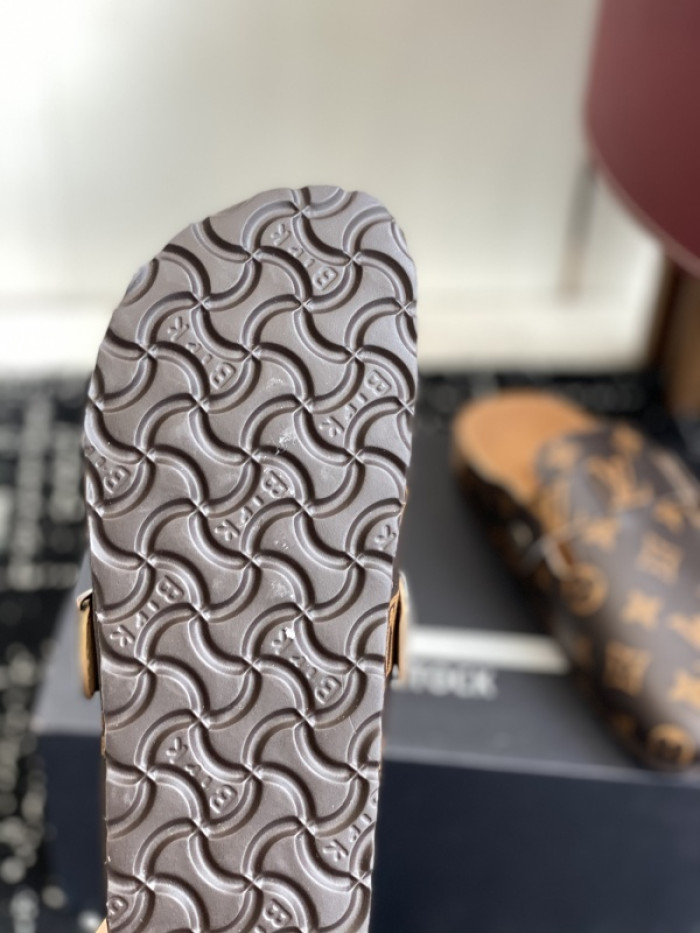 L0VT SANDAL