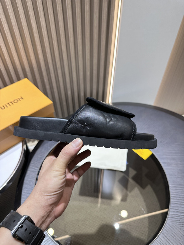 L0VT SANDAL