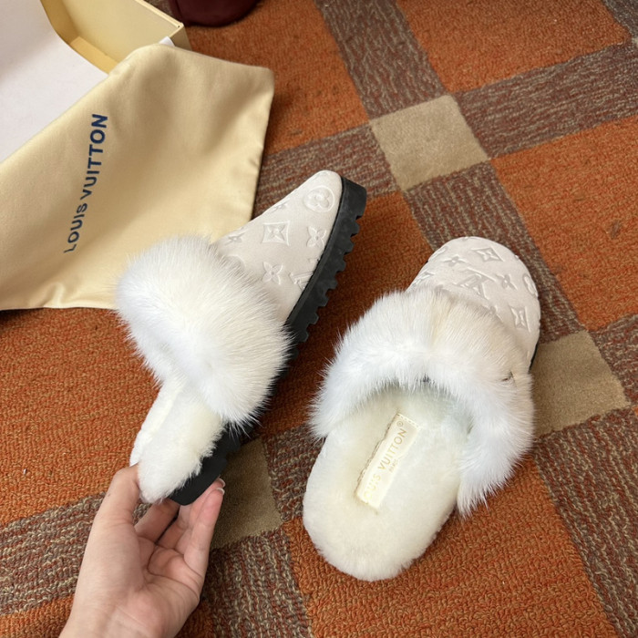 L0VT SANDAL