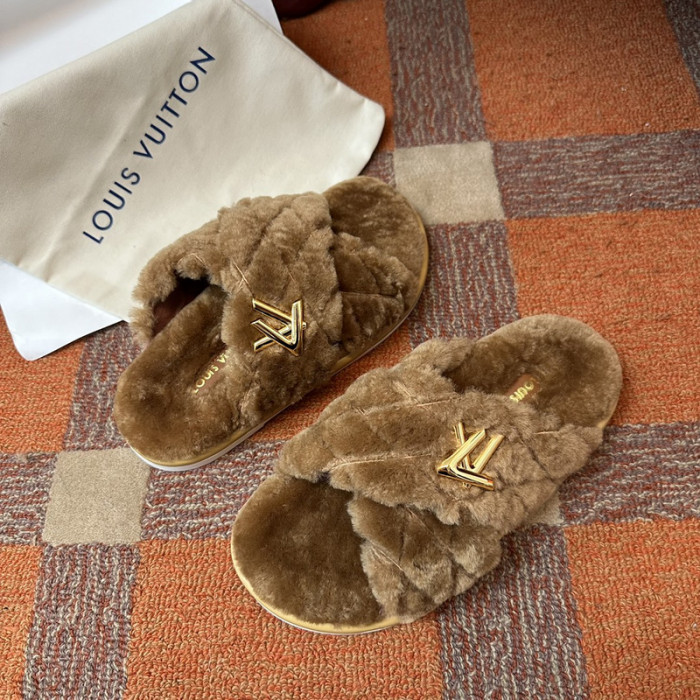 L0VT SANDAL