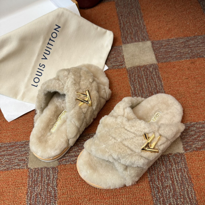 L0VT SANDAL