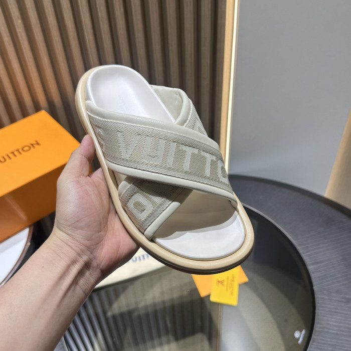 L0VT SANDAL
