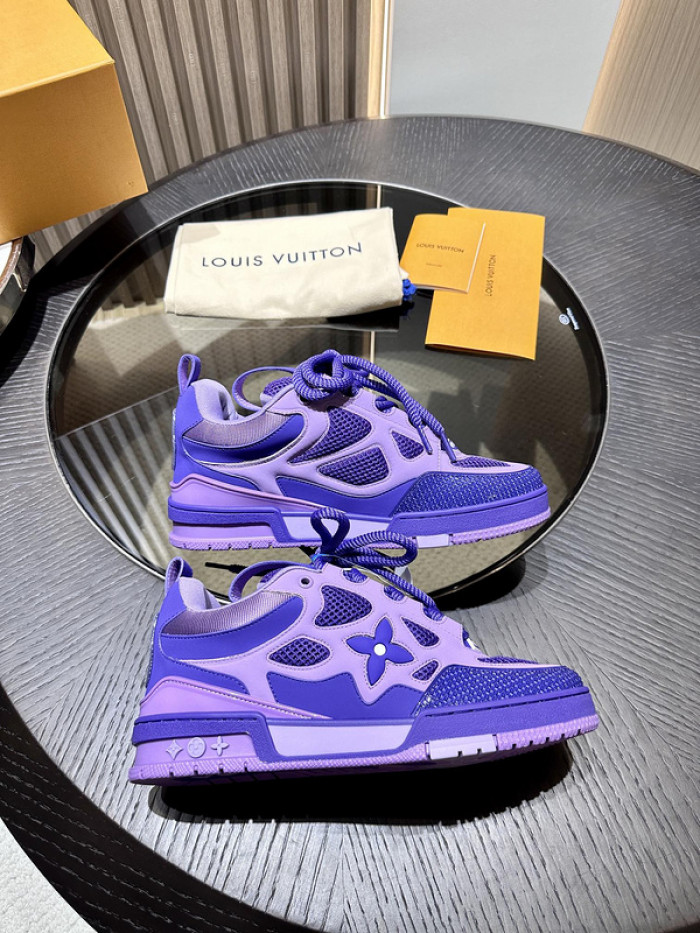 L0VT SNEAKER