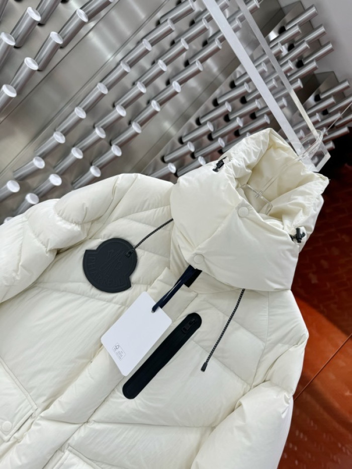 M0*C1ER DOWN JACKET