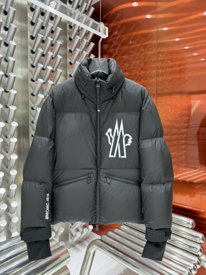 M0*C1ER DOWN JACKET