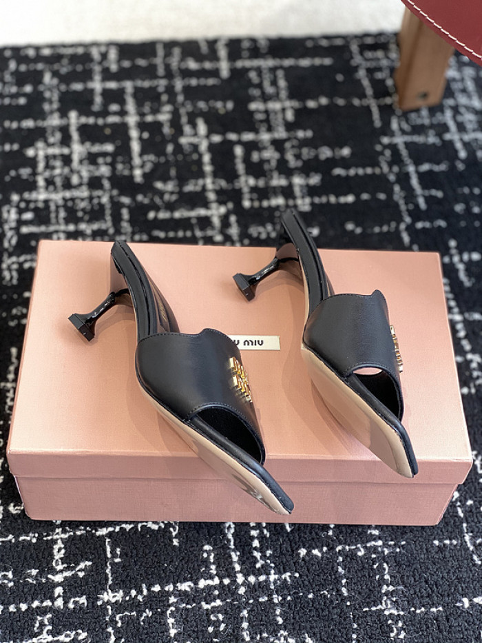 M1U SANDAL