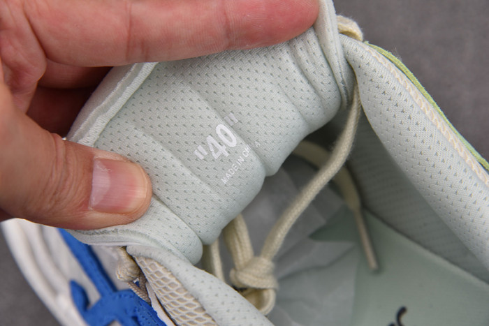 OFW SNEAKER