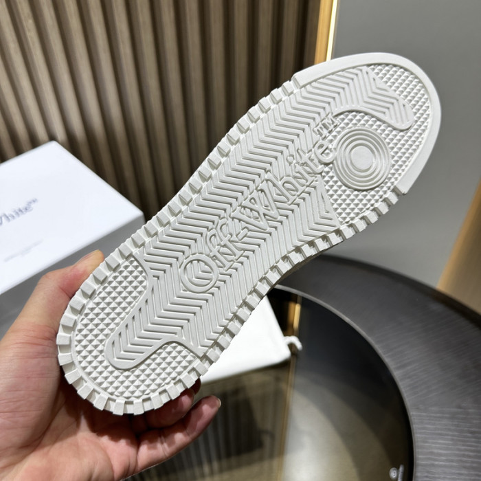 OFW SNEAKER