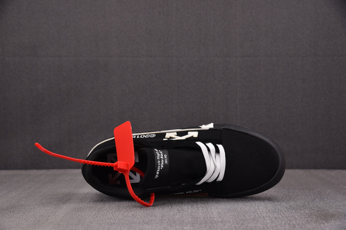 OFW SNEAKER