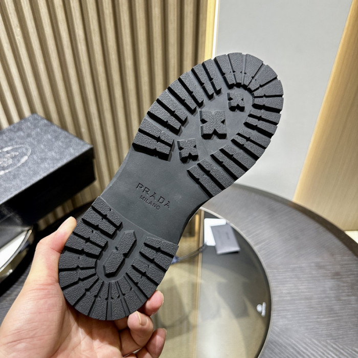 PRAD SNEAKER