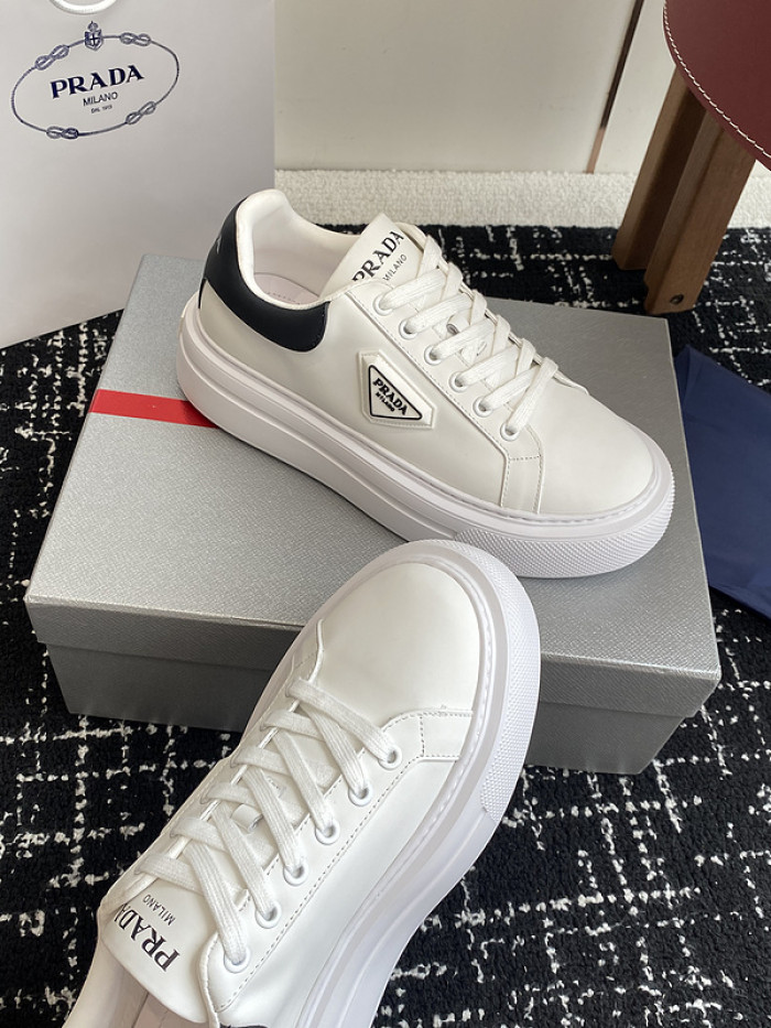 PRAD SNEAKER