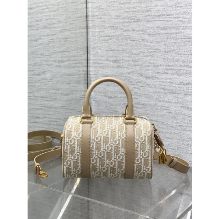 d10r bag